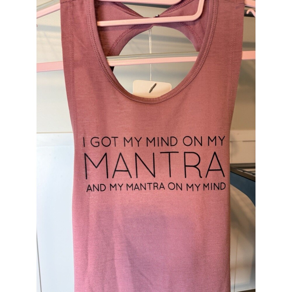 The Free Yoga Pink Graphic Print Racerback Tank M Quick Dry Moisture Wick
